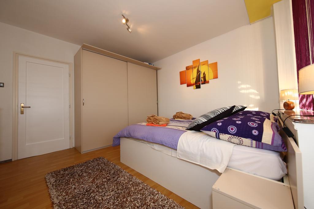 Apartment Opera City Zara Esterno foto