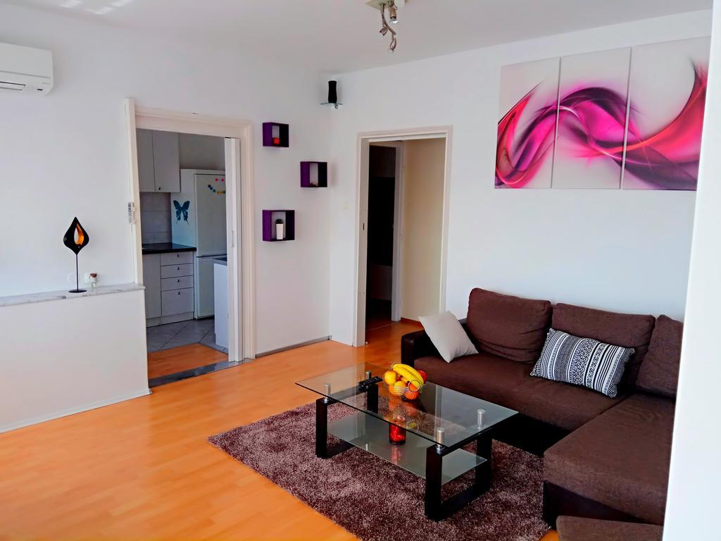 Apartment Opera City Zara Esterno foto